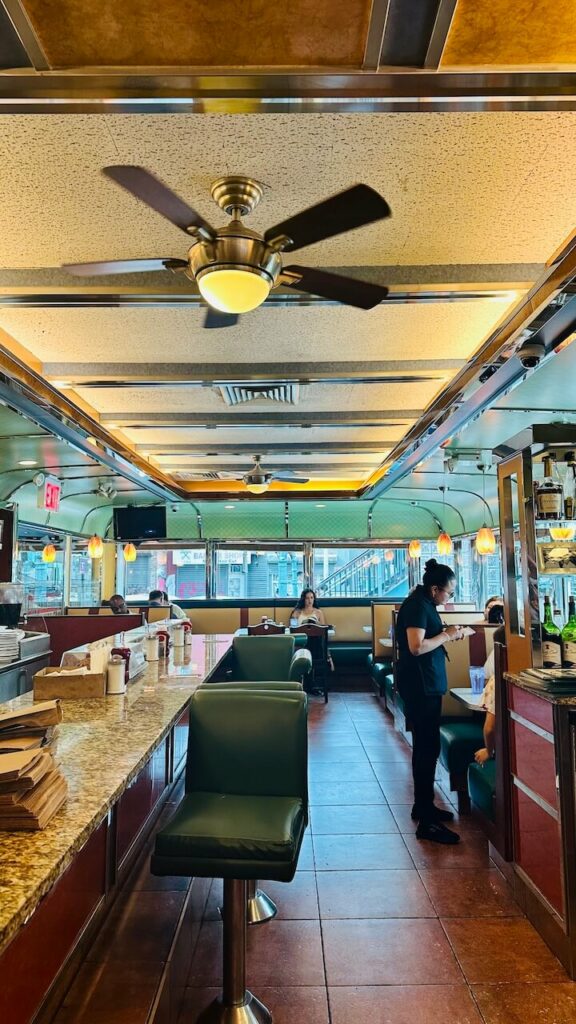 visite guidée new york en français dernier diner queens nyc
