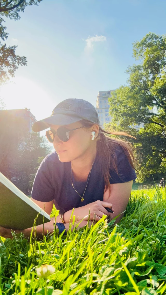 Two weeks in NYC 🗽
Central Park, Times Square, Queens, EC School mornings…
New York, you’ve had my heart mais je serai contente de rentrer ❤️

#NewYorkDiaries #CentralParkVibes #TimesSquareNights #LifeInNYC 
#SoloTravelMoments #ecschoolnyc 
#NYCadventures