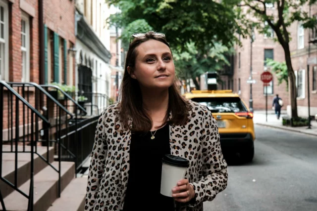 Meilleure idée ce photoshoot ✨ ça va spammer un peu par ici 😬😅 

📸 @nawelleajengui 

#nyc #solotraveller #photoshooting #newyorktrip